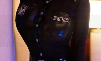 秀人网 – 楼上的toro羽住姐姐：私拍原图，竟然有点真实？