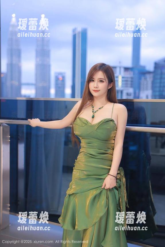 秀人网-王曼柔 秀人网 - 王曼柔的女友,原图取景绝妙,资源再不收就要后悔了。