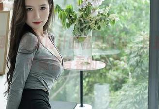 秀人网 – 领略阿汁的私房风格，自拍图包中藏着青春的气息！