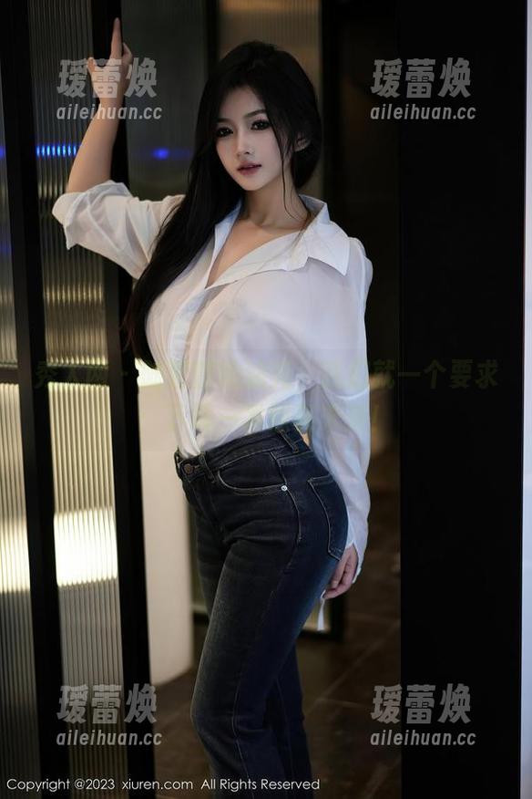 秀人网 - 陆萱萱的油亮，我们就一个要求：下载一发照亮未来！