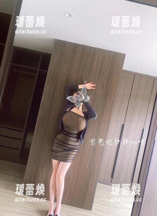 微密圈 - 童小芯的图库：兔女郎也能全员带妹！