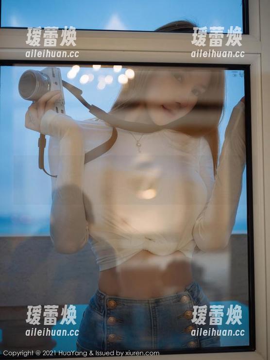 花漾show-方子萱 花漾show - 图库里的方子萱——每件毛衣都在讲话