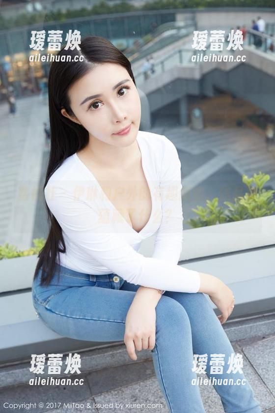 蜜桃社-伊琳 蜜桃社 - 伊琳和户外的有趣扭曲,作品里蕴藏了什么?