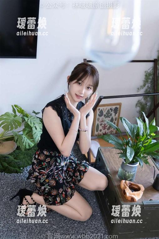 袜啵啵 - 小甜豆的“毛衣宇宙”：高清合集，衣服也要有段子灵魂！