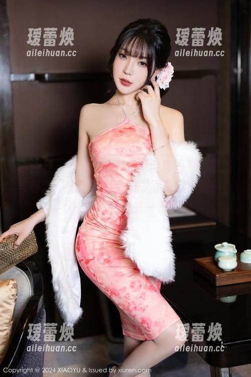 语画界-沈蜜桃miko 语画界 - 沈蜜桃miko的全套图集,厨娘与和服,光想想那个场景就有点小期待,不过能不能先来一碗饭?