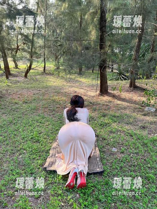 迷人的五姨太 微密圈 - 迷人的五姨太:视频或许只是个开始,图包疯狂跑了起来!