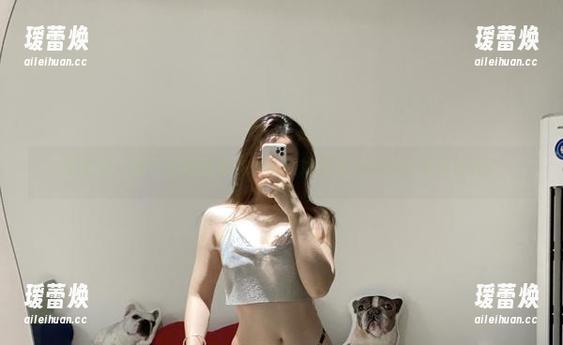 微密圈 - 这个红裙合集，铁锤姐姐到底是用心还是随性啊？