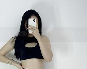 微密圈 – 我竟然被铁锤姐姐的空姐写真集更新给吸引了！这种风格太独特了。