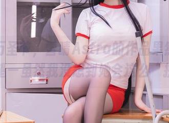 这个万圣节，雪晴Astra的作品果然没让人失望—虽然我没想到她会这么“拼”。