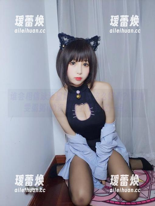 谁会相信泳池里居然可以这么好看？感谢雯粥粥i的资源让我看到这一点。