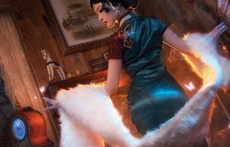 露儿大魔王的圣诞回忆：一件超可爱的cos作品如何变得更狂野
