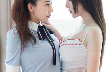 魅妍社 – 这一次，FoxYini孟狐狸的旗袍画风有点不一样，快来看更新！