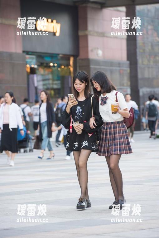 魔镜街拍 - 在线讨论：婷婷的肉丝美人怎样在寒风中扛过这个冬天