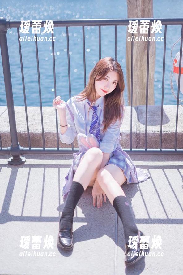 年上彼女的橙色泳装风波——黑川美图合集，值得翻阅。